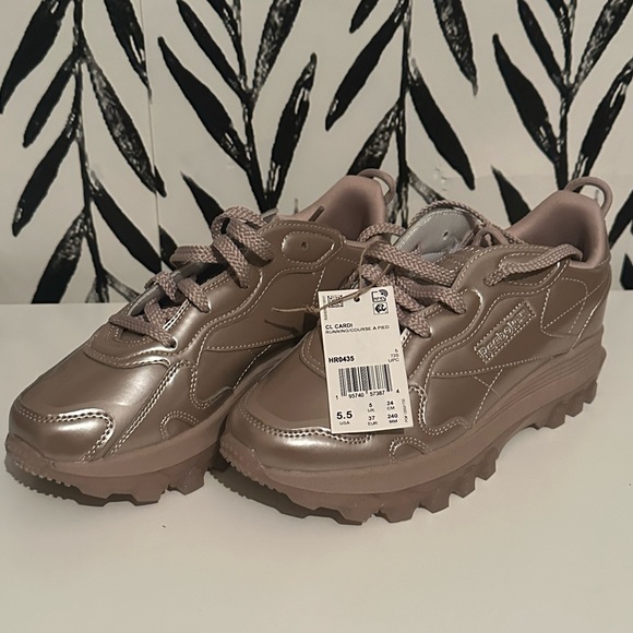 Reebok Classic x Cardi B - Picture 1 of 5